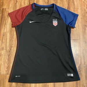 2016 US Soccer Jersey (women’s cut)